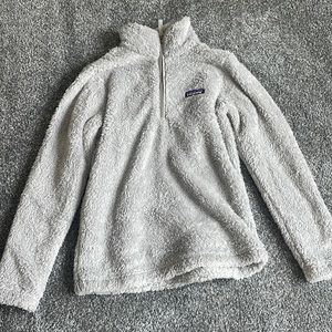 Size XS Patagonia grey zip up sweater